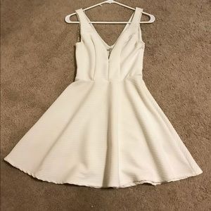 Short white dress